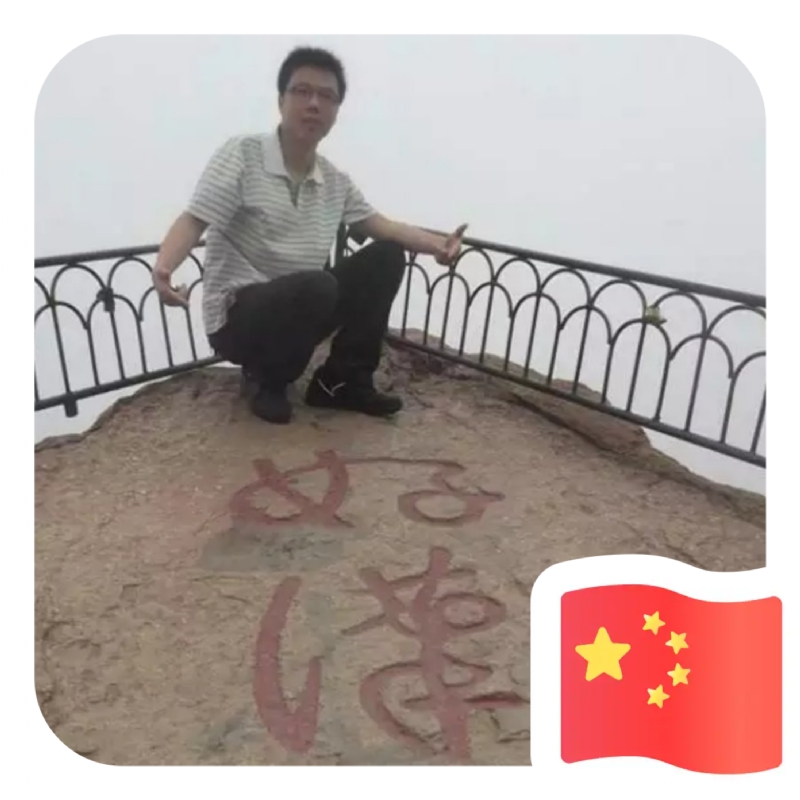 一只小虎牙的第一张照片--福清相亲网