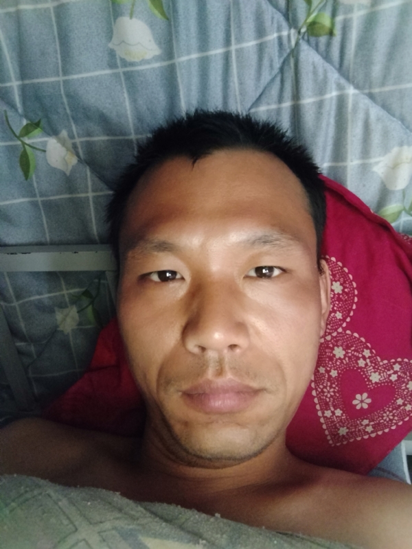 弘扬的第一张照片--福清相亲网