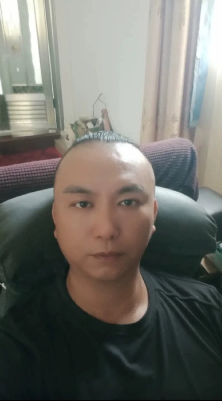 施逸森的第一张照片--福清相亲网