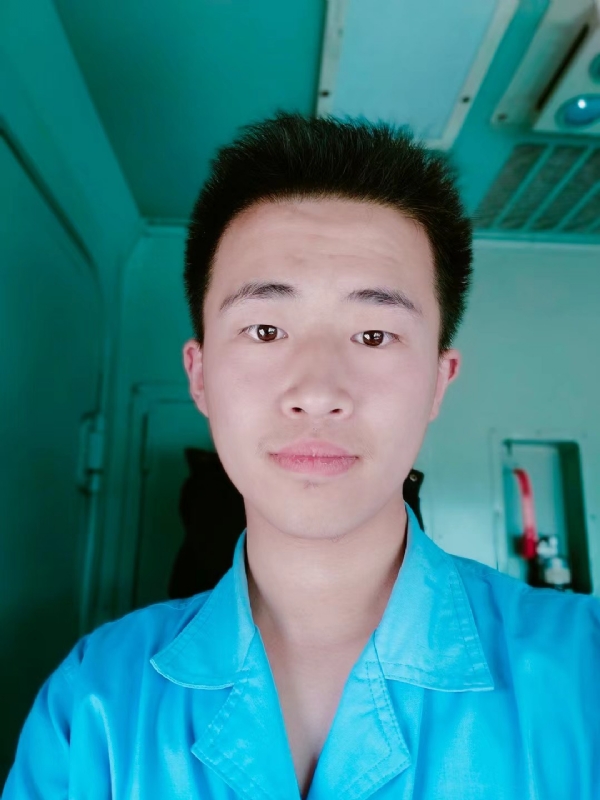 生而为人的第三张照片--福清相亲网