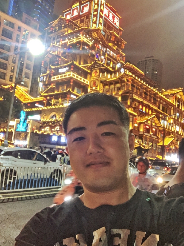 钢铁侠的第一张照片--福清相亲网