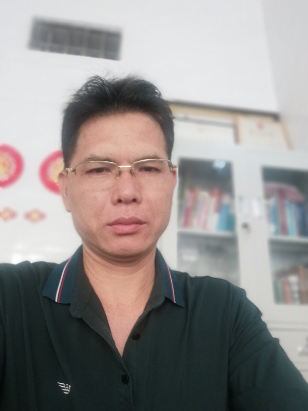 后视镜的第二张照片--福清相亲网